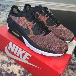 Nike Air Max 90 Ultra 2.0 Flyknit - 9.5